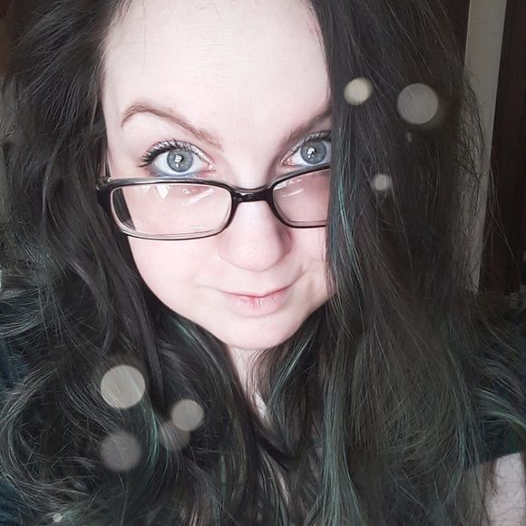 Meet your Posher, Becky - Picture 1 of 1